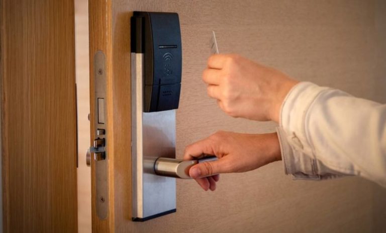 The Benefits of HDB Digital Locks: Enhancing Security for Your Home